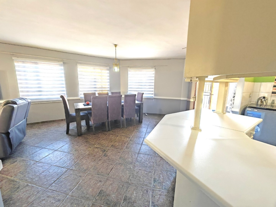 3 Bedroom Property for Sale in Pellissier Free State